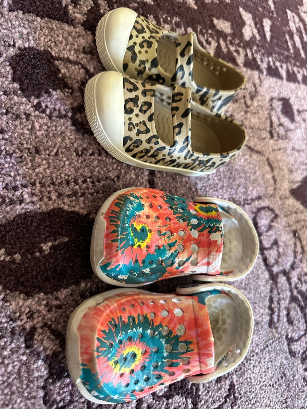 Bundle of size toddler shoes size 6